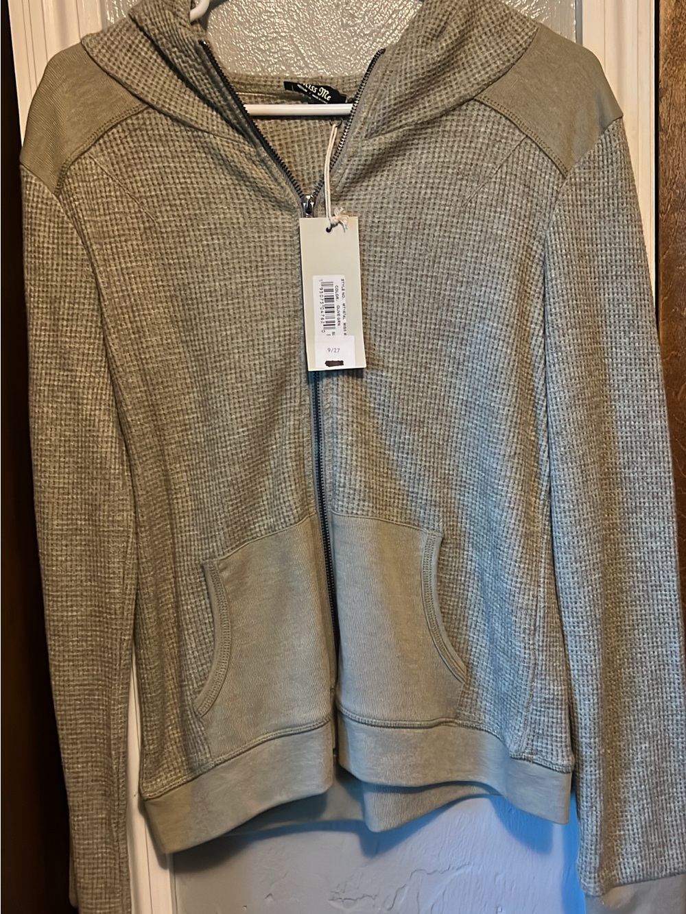 Miss Me- Medium Women’s Hooded Zip Sweater Jacket - Sage Green